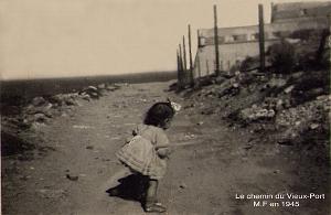 MERS EL KEBIR F MF SUR LE CHEMIN DU VIEUX PORT 1945